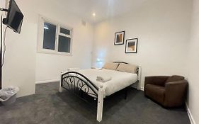 Private Double Room In Stratford